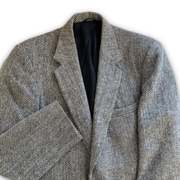 Vintage 1960s Harris Tweed Sport Coat Gray Herringbone Jacket 42R Scottish - Picture 4 of 9
